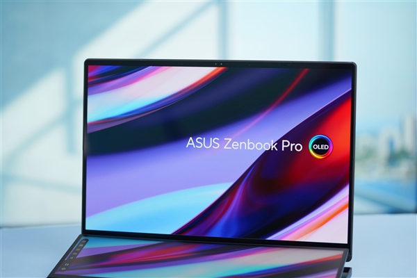 14英寸机身塞下18英寸屏！华硕灵耀X 双屏Pro 2023图赏